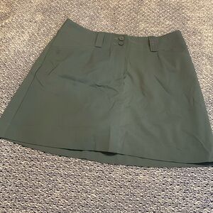 NWOT Nike fitdry golf skort!